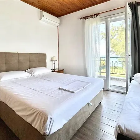 Apartament Lefka First Line House 2 Bedrooms 7 Guests Hanioti