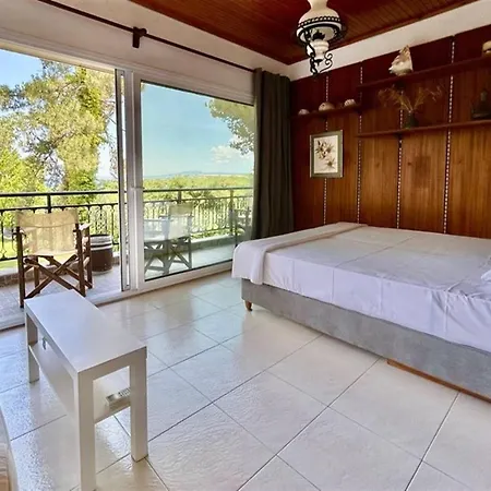 Lefka First Line House 2 Bedrooms 7 Guests Apartament Hanioti