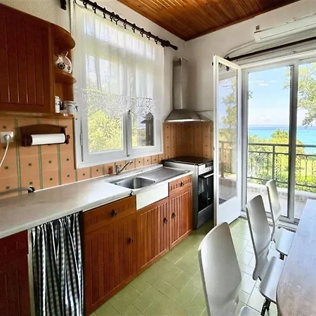 Lefka First Line House 2 Bedrooms 7 Guests شقة *